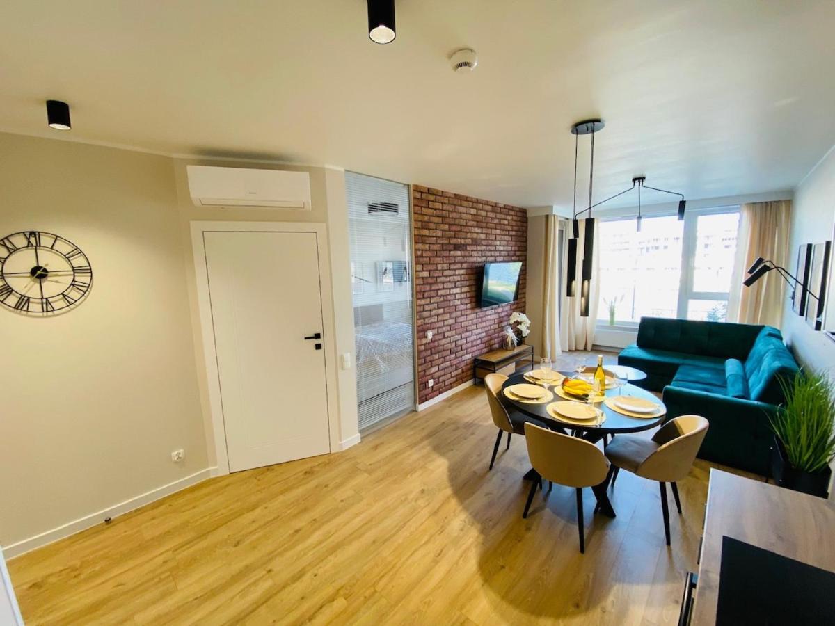 Apartamenty S&S Chlebova Gdansk Z Widokiem Na Rzeke Motlawe, Stare Miasto Kültér fotó