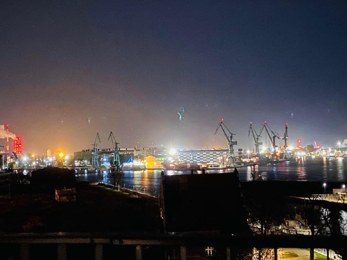 Apartamenty S&S Chlebova Gdansk Z Widokiem Na Rzeke Motlawe, Stare Miasto Kültér fotó